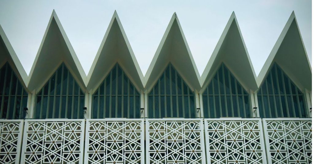 Hubbing Ecom Pvt Ltd | Half Day Kuala Lumpur Tour: Top 8 Must-Visit Attractions in Malaysia’s Capital